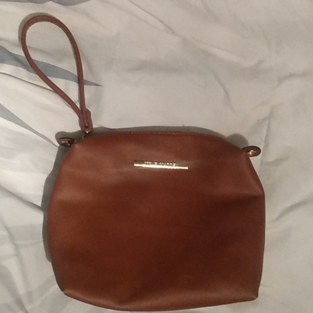 Steve Madden Zippered Wristlet in Cognac